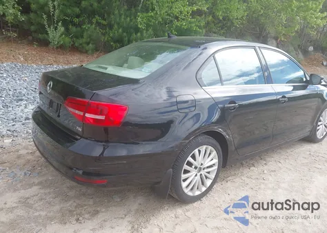 2015 Volkswagen Jetta 1.8T Se из США, поврежденный, VIN 3VWD17AJ3FM252584